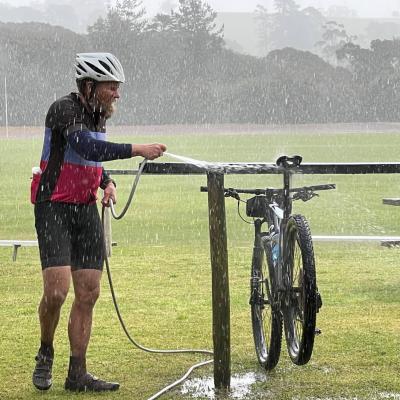 John Washing Bike